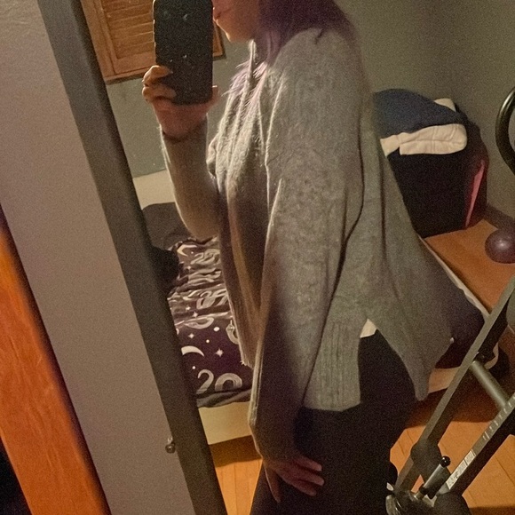 Cozy Sweater NWT - Picture 2 of 6